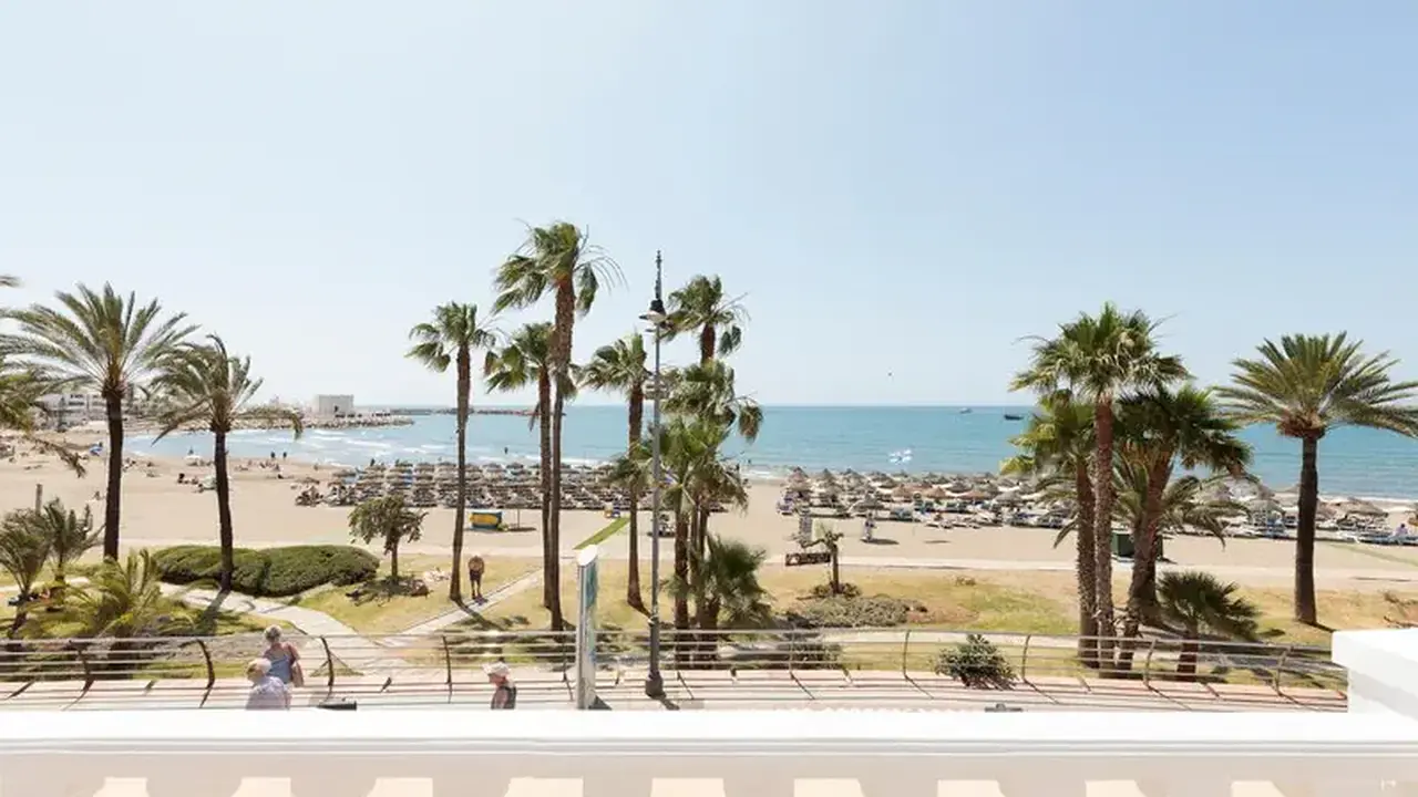 Nura Santa Ponsa Pins