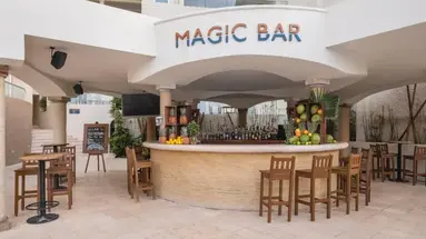 Nyx Cancun