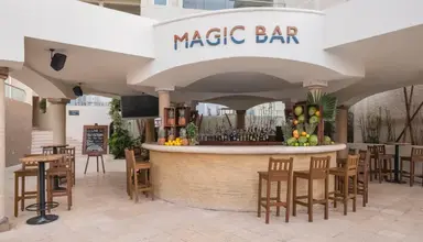 Nyx Cancun