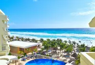 Nyx Cancun