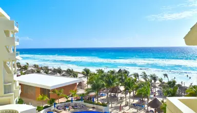 Nyx Cancun