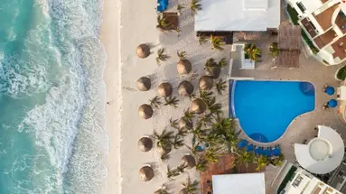 Nyx Cancun