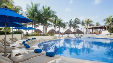 Nyx Cancun