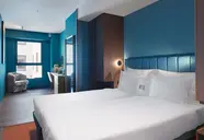 NYX Esperia Palace Athens