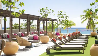 O2 Beach Club & Spa