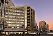 Oaks Hyde Park Suites
