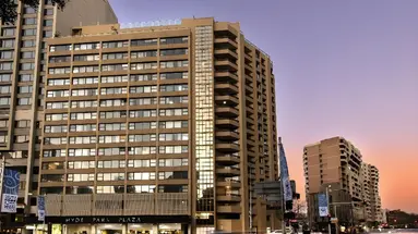 Oaks Hyde Park Suites
