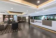 Oaks Hyde Park Suites
