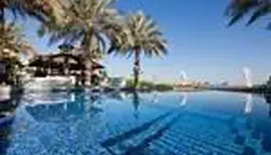 Oaks Ibn Battuta Gate