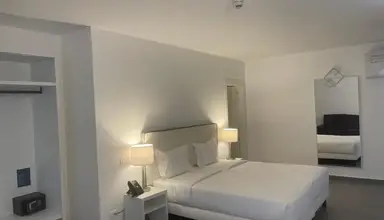Oasis Atlantico White