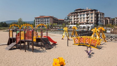 Oasis Beach Club (Łozenec)