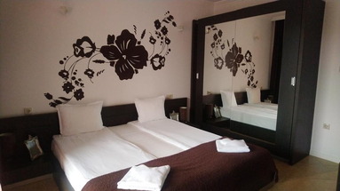 Oasis Beach Club (Łozenec)