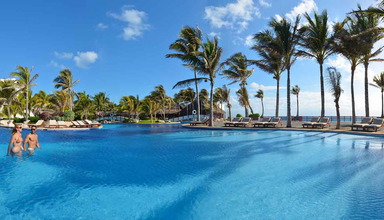 Oasis Cancun