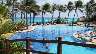 Oasis Cancun