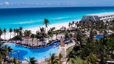 Oasis Cancun