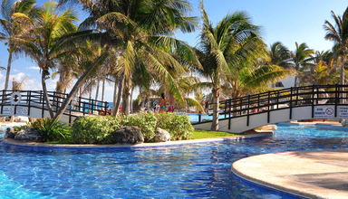 Oasis Cancun