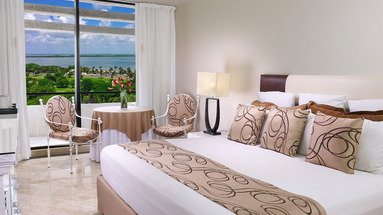 Oasis Cancun