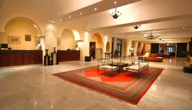Oasis Hotel & Spa