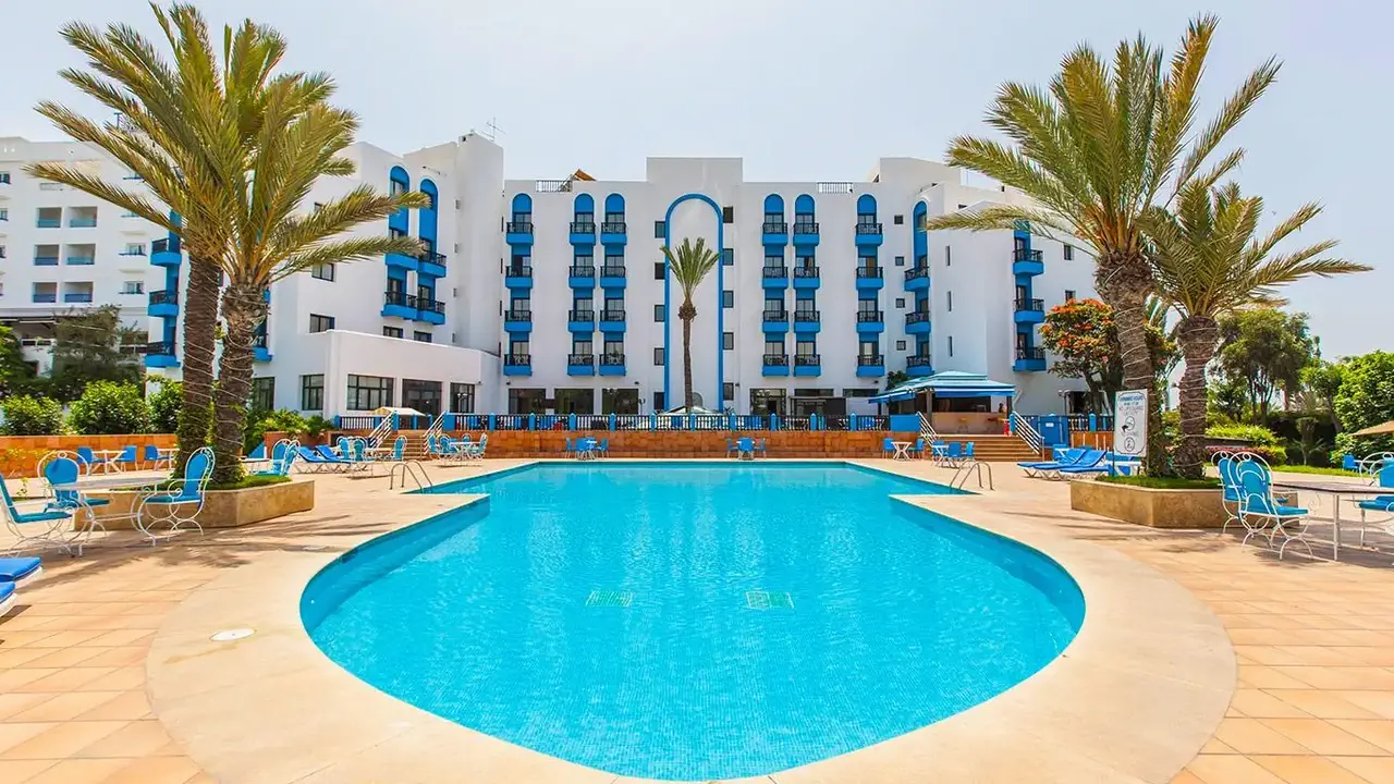 Oasis Hotel & Spa