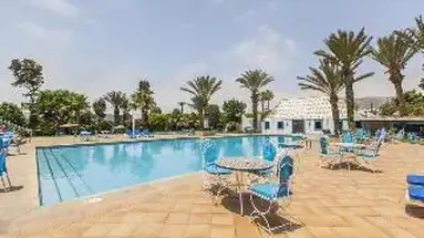 Oasis Hotel & Spa