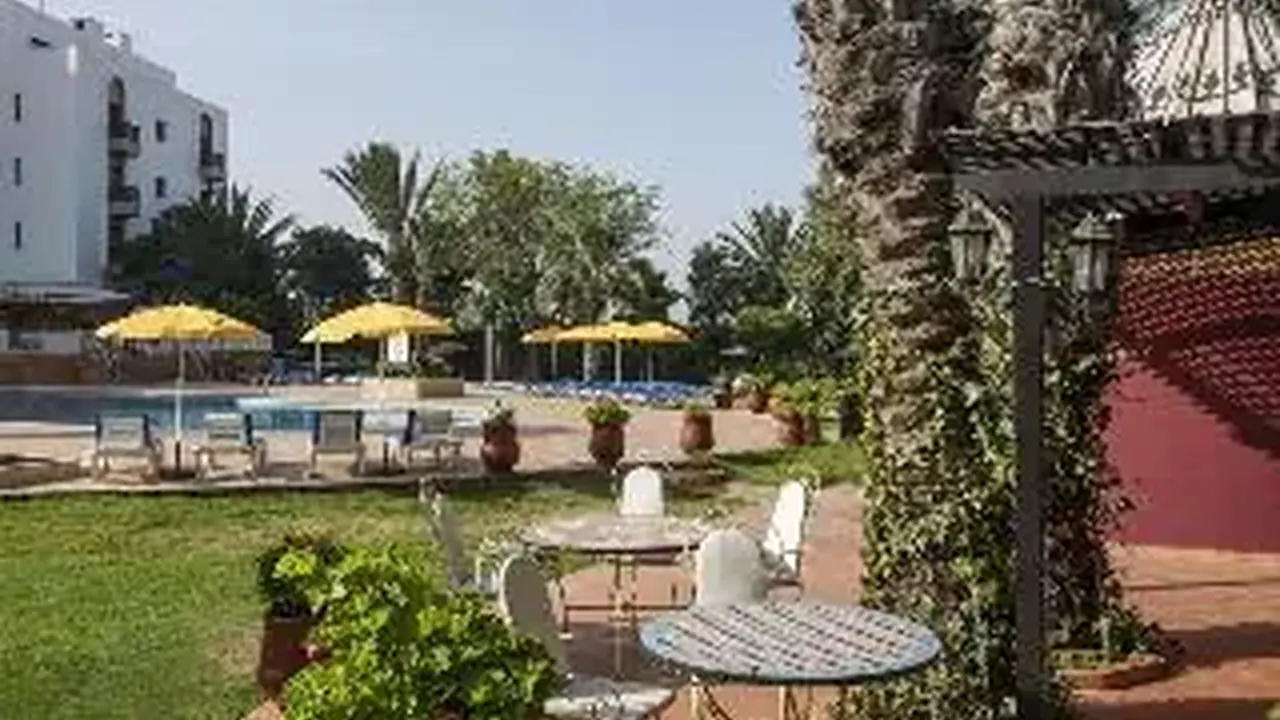 Oasis Hotel & Spa