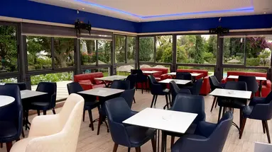 Oasis Hotel & Spa