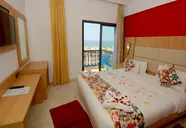 Oasis Hotel & Spa