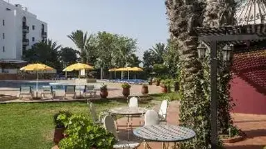 Oasis Hotel & Spa