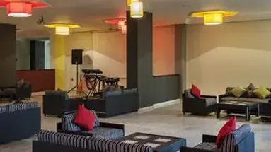 Oasis Hotel & Spa
