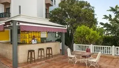 Oasis Hotel & Spa
