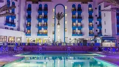 Oasis Hotel & Spa