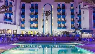 Oasis Hotel & Spa