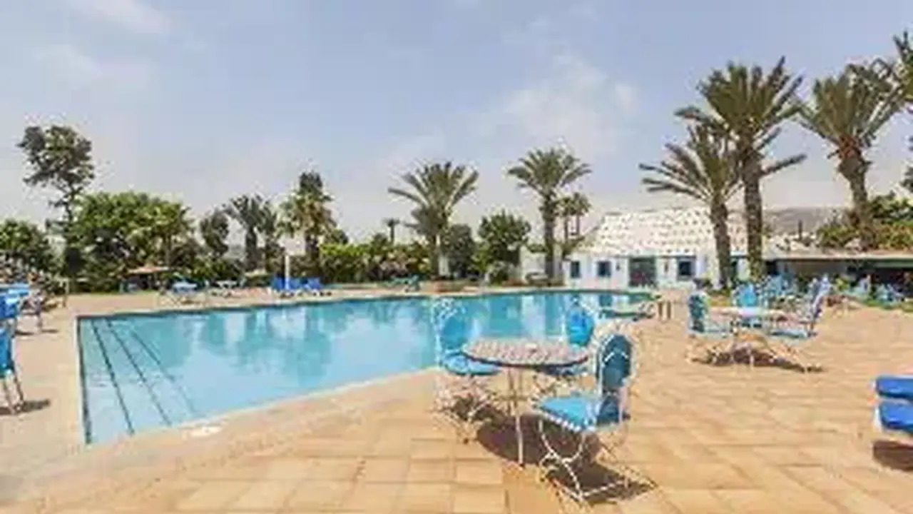 Oasis Hotel & Spa