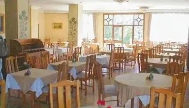 Oasis Hotel & Spa
