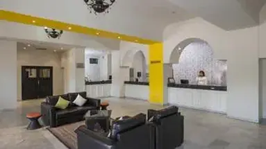Oasis Hotel & Spa