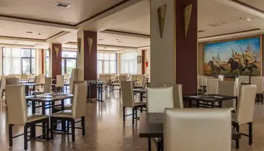 Oasis Hotel & Spa