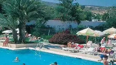 Oasis Hotel & Spa