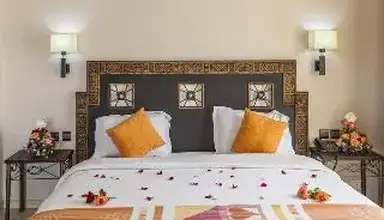 Oasis Hotel & Spa