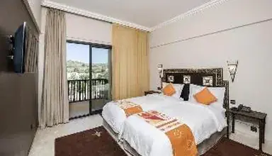 Oasis Hotel & Spa