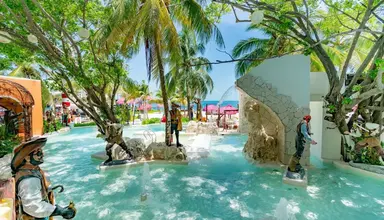 Oasis Palm Beach