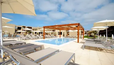 Oasis Salinas Sea