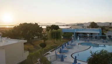 Oasis (Tigaki)