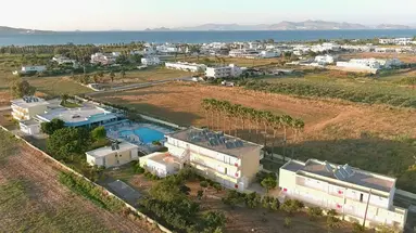 Oasis (Tigaki)