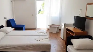 Oaza (Gradac)
