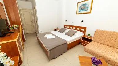 Obala Plus (+)