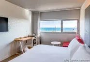 Occidental Atenea Mar