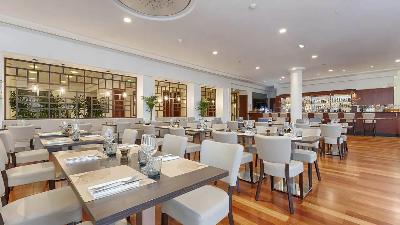 Occidental Paris Levallois