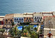 Occidental Pueblo Acantilado