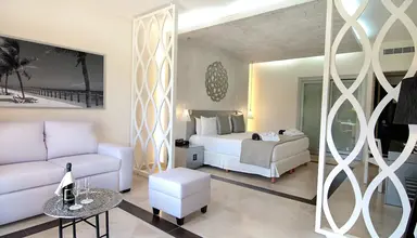 Ocean Maya Royale