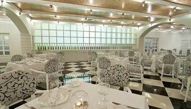 Ocean Maya Royale